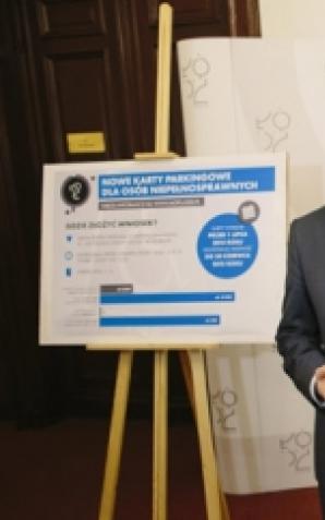 Karty parkingowe dla osób niepełnosprawnych